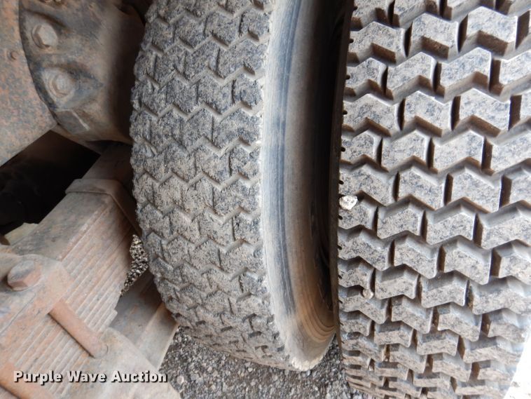 image for item IQ9744 1979 Ford 8000  fuel / lube truck