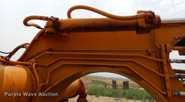 image for item IQ9745 1972 Caterpillar 613B  elevating scraper