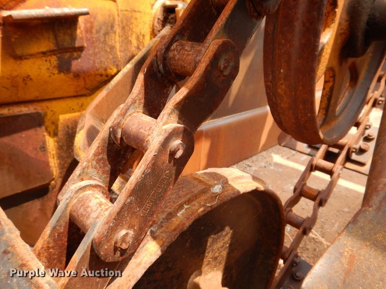 image for item IQ9745 1972 Caterpillar 613B  elevating scraper