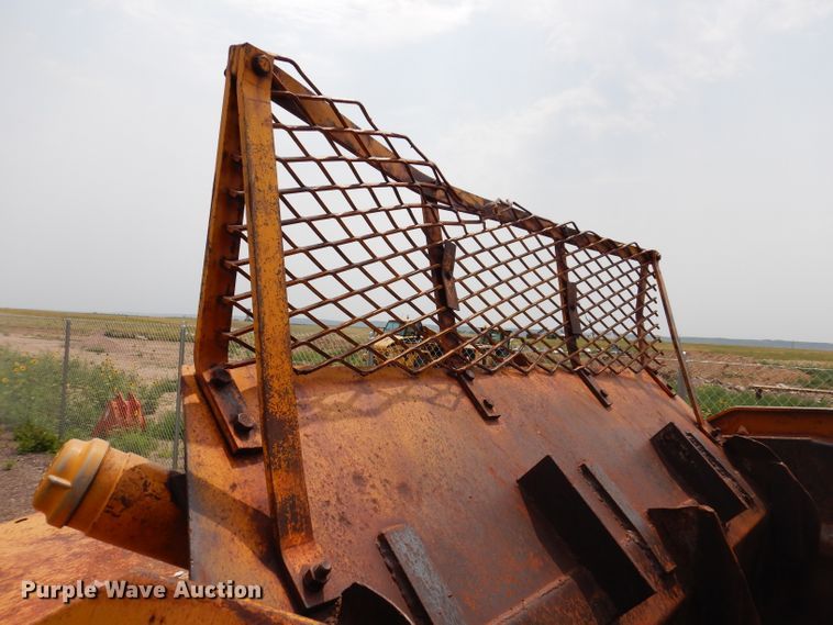 image for item IQ9745 1972 Caterpillar 613B  elevating scraper