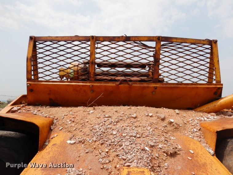 image for item IQ9745 1972 Caterpillar 613B  elevating scraper