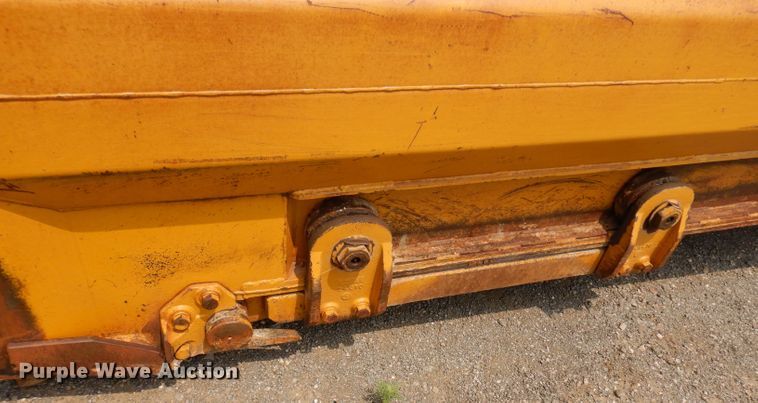image for item IQ9745 1972 Caterpillar 613B  elevating scraper