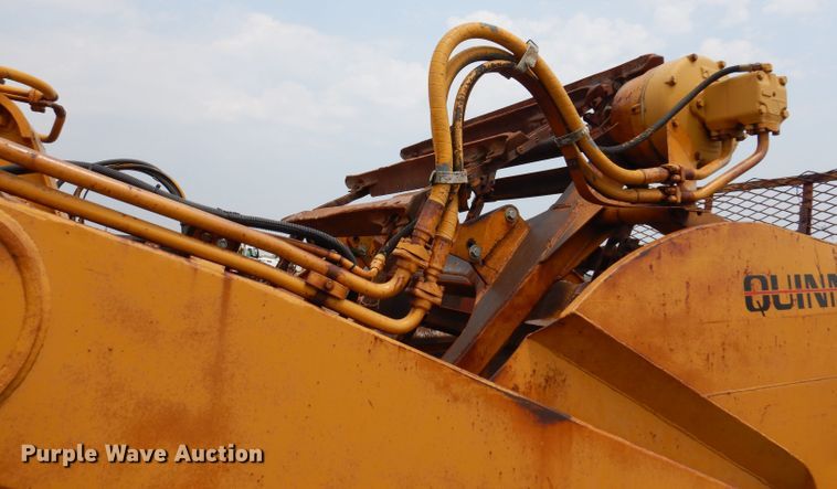 image for item IQ9745 1972 Caterpillar 613B  elevating scraper