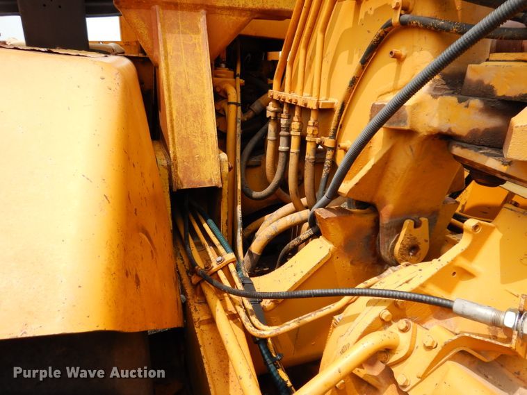 image for item IQ9745 1972 Caterpillar 613B  elevating scraper