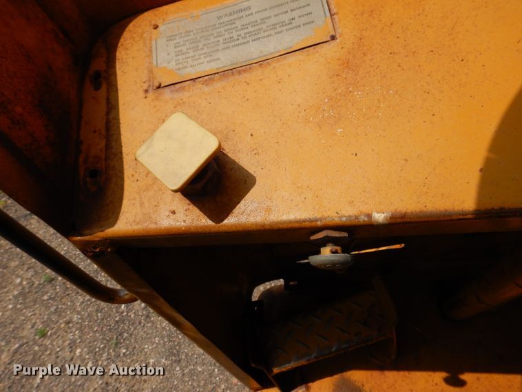 image for item IQ9745 1972 Caterpillar 613B  elevating scraper