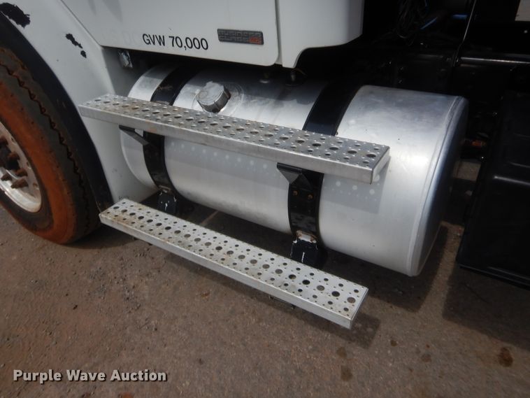 image for item IT9670 2007 Freightliner Business Class M2  dump truck