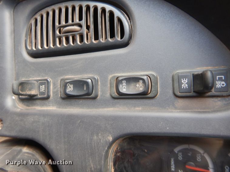 image for item IT9670 2007 Freightliner Business Class M2  dump truck