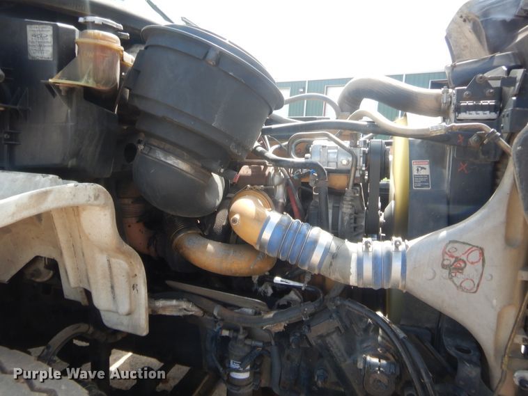 image for item IT9670 2007 Freightliner Business Class M2  dump truck