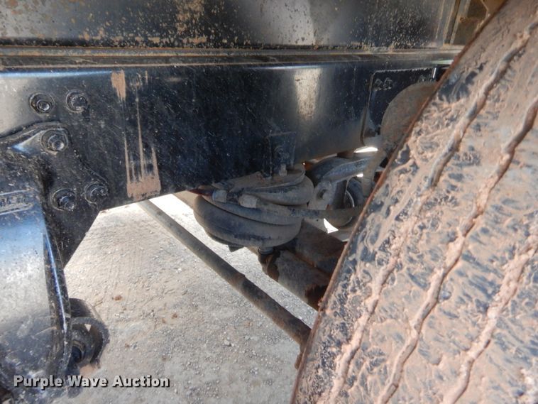 image for item IT9670 2007 Freightliner Business Class M2  dump truck