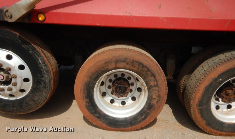 image for item IT9670 2007 Freightliner Business Class M2  dump truck