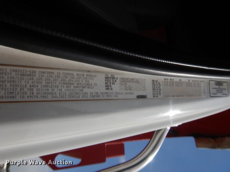 image for item IT9670 2007 Freightliner Business Class M2  dump truck