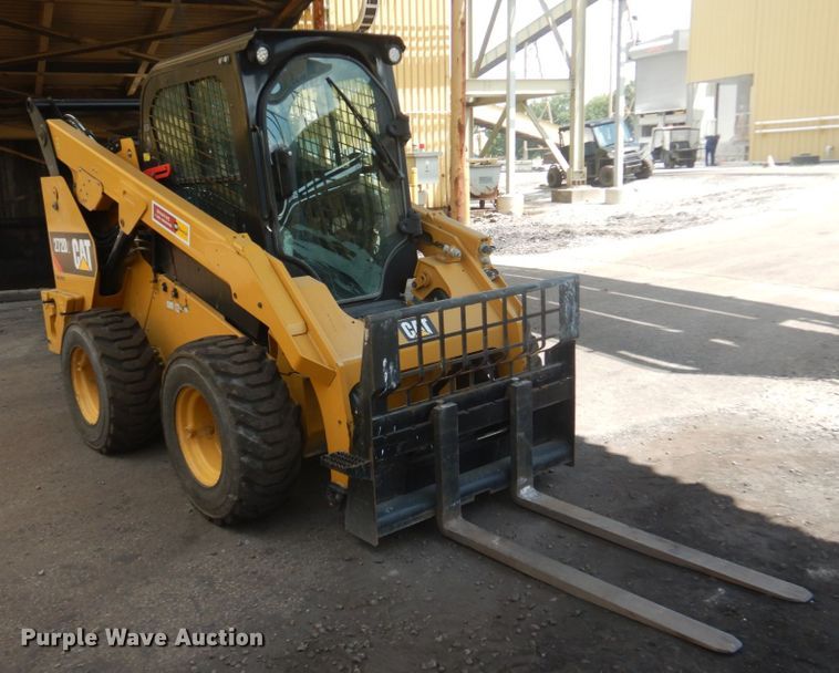 image for item JI9548 2018 Caterpillar 272D2  skid steer loader