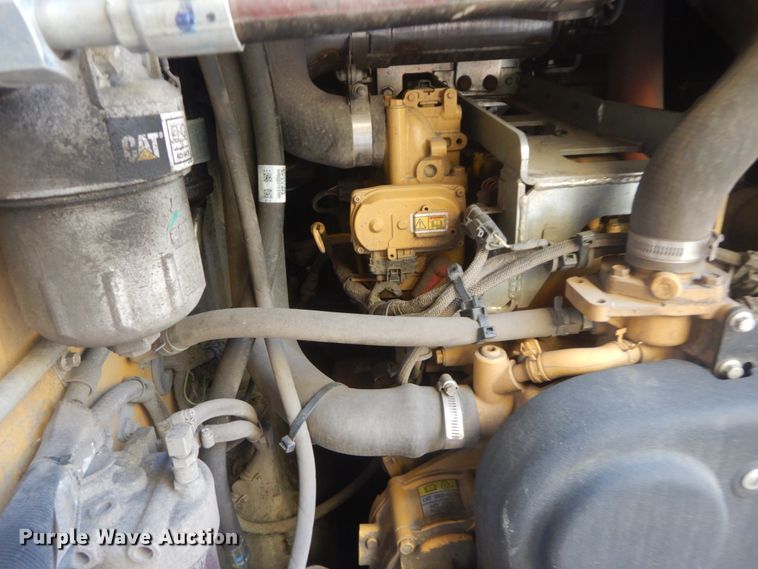 image for item JI9548 2018 Caterpillar 272D2  skid steer loader