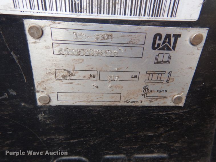 image for item JI9548 2018 Caterpillar 272D2  skid steer loader