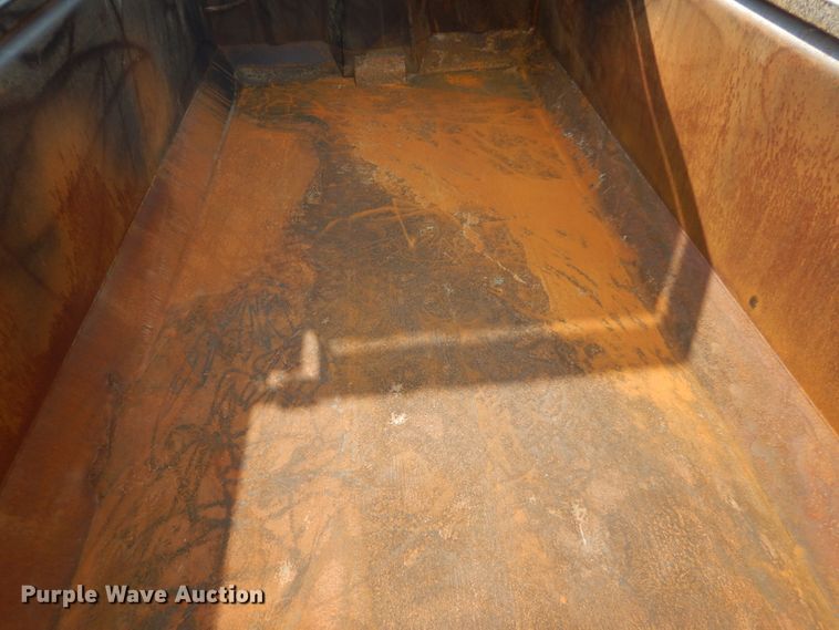 image for item JI9584 2007 Peterbilt 335  dump truck