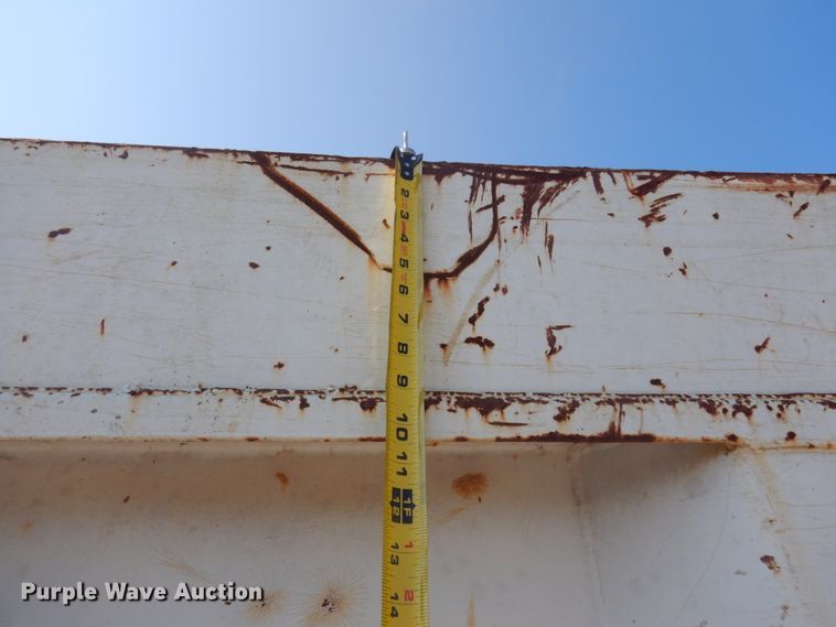 image for item JZ9917 2001 International 2674  dump truck