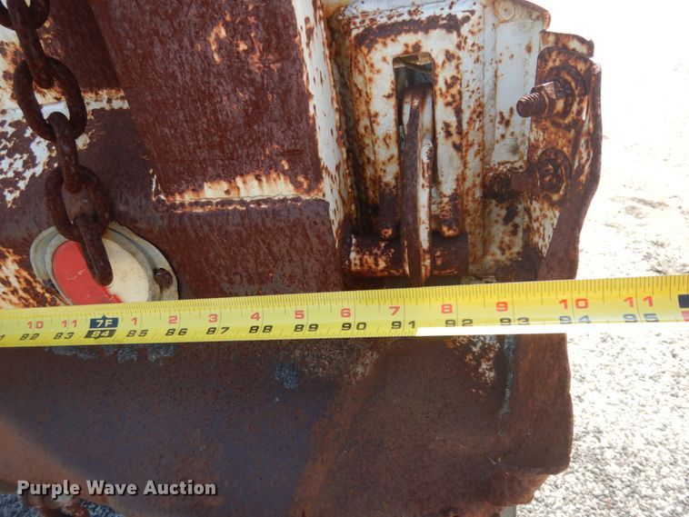 image for item JZ9917 2001 International 2674  dump truck