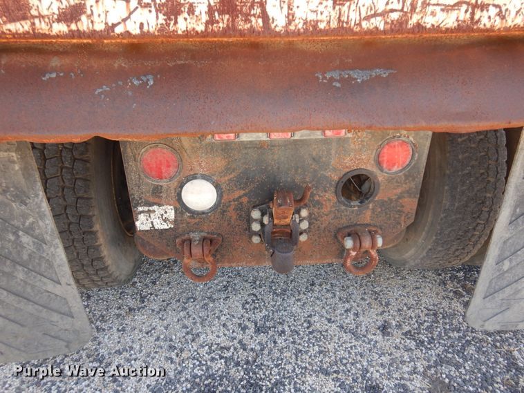 image for item JZ9917 2001 International 2674  dump truck