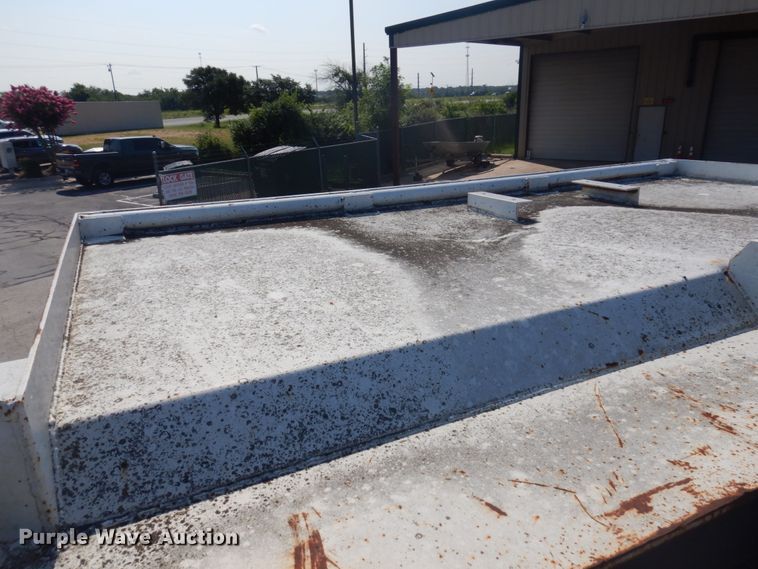 image for item JZ9917 2001 International 2674  dump truck