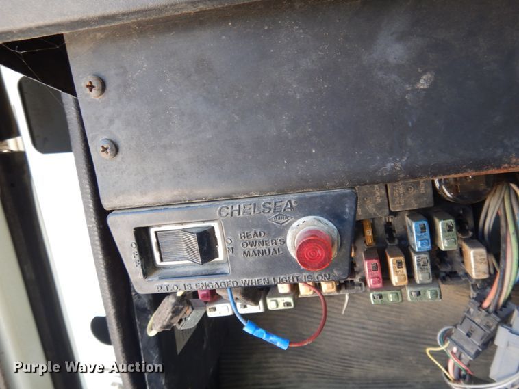 image for item JZ9917 2001 International 2674  dump truck