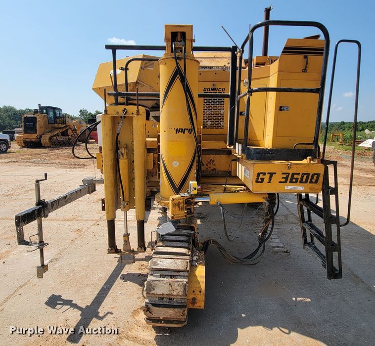 image for item KD9375 2006 Gomaco GT3600  curb machine