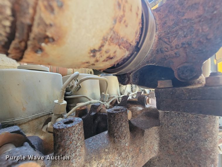 image for item KD9375 2006 Gomaco GT3600  curb machine