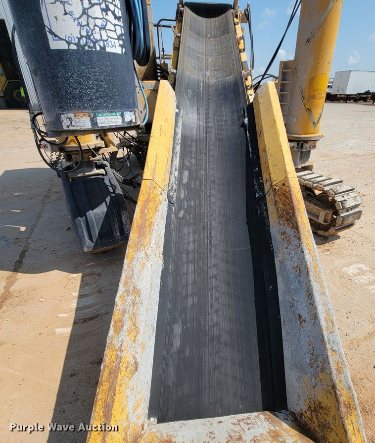 image for item KD9375 2006 Gomaco GT3600  curb machine