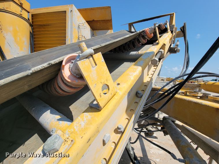 image for item KD9375 2006 Gomaco GT3600  curb machine