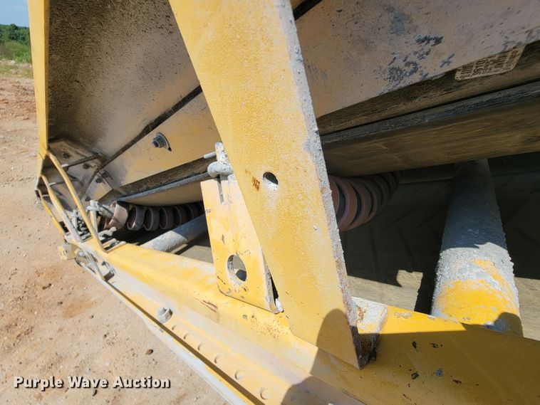 image for item KD9375 2006 Gomaco GT3600  curb machine