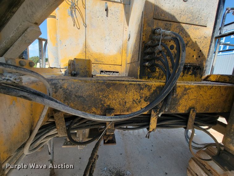 image for item KD9375 2006 Gomaco GT3600  curb machine