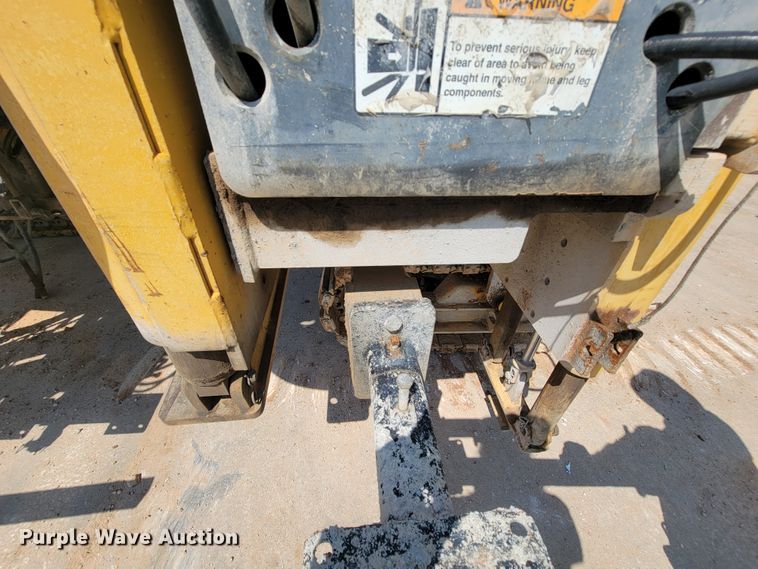 image for item KD9375 2006 Gomaco GT3600  curb machine