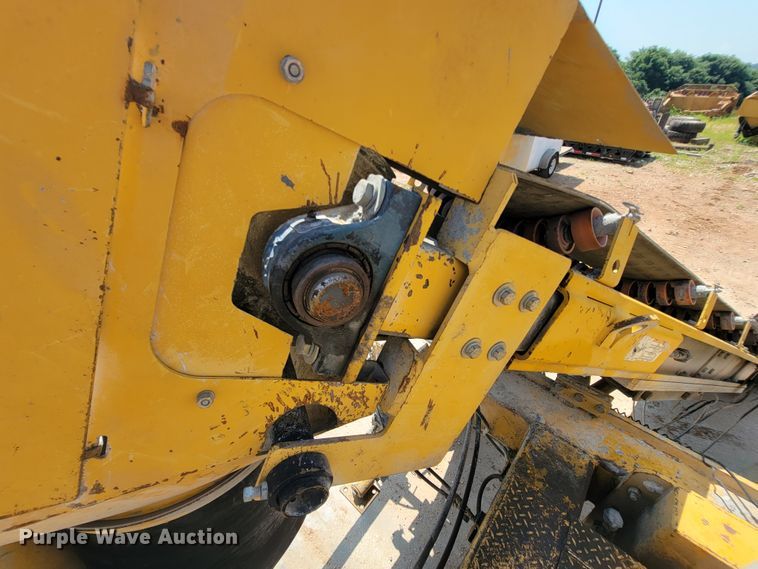 image for item KD9375 2006 Gomaco GT3600  curb machine