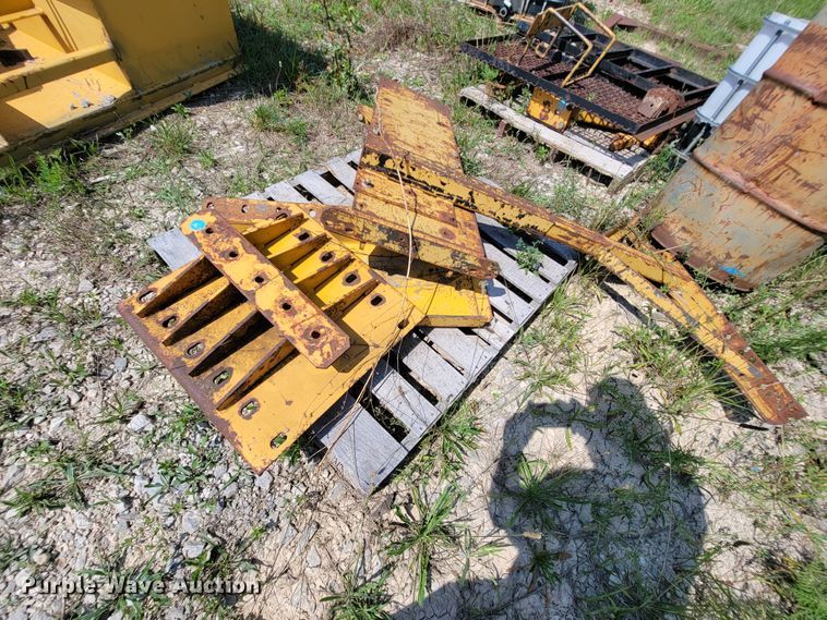 image for item KD9375 2006 Gomaco GT3600  curb machine