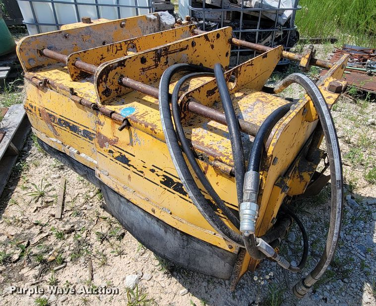 image for item KD9375 2006 Gomaco GT3600  curb machine