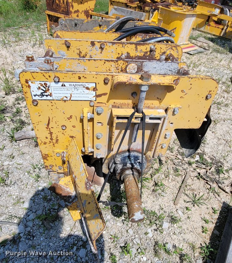 image for item KD9375 2006 Gomaco GT3600  curb machine