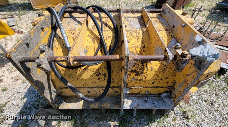 image for item KD9375 2006 Gomaco GT3600  curb machine