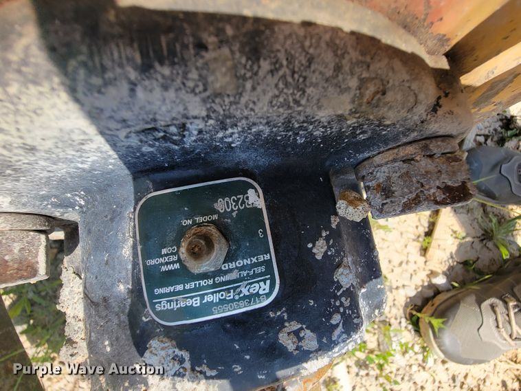 image for item KD9375 2006 Gomaco GT3600  curb machine