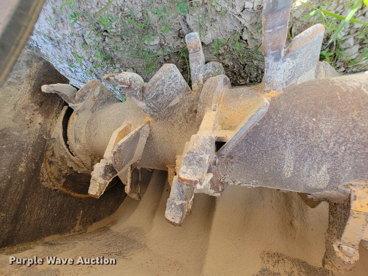 image for item KD9375 2006 Gomaco GT3600  curb machine