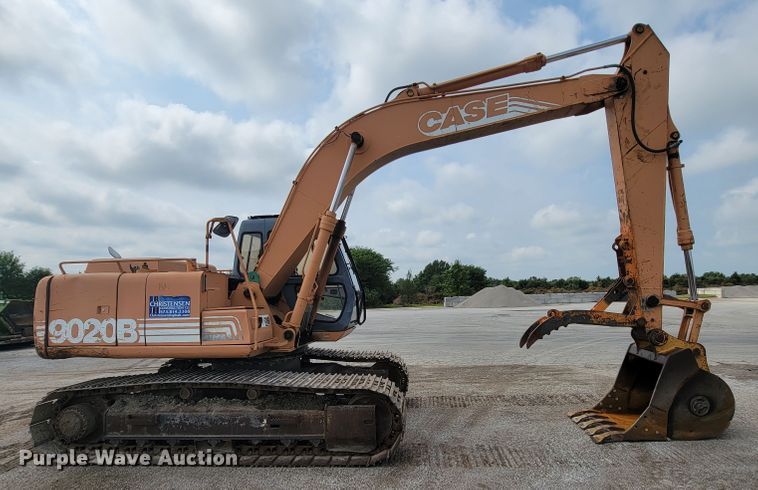 image for item KD9394 1997 Case 9020B  excavator