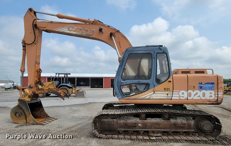 image for item KD9394 1997 Case 9020B  excavator