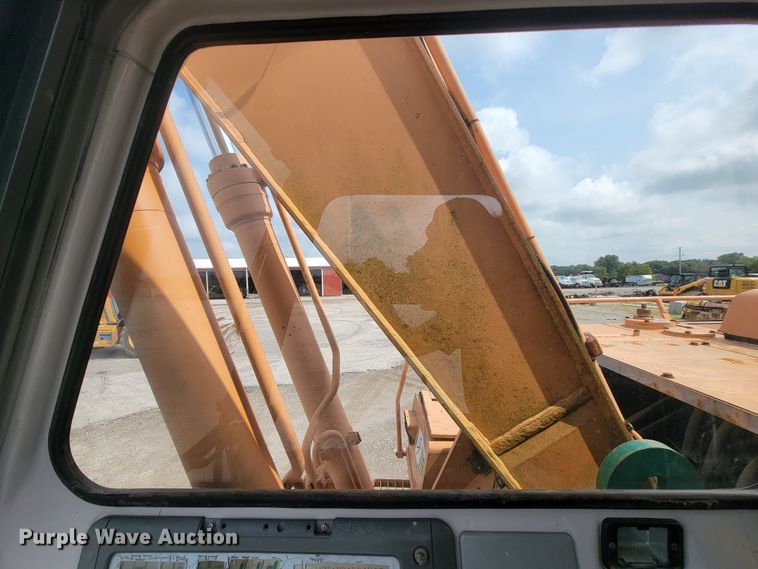 image for item KD9394 1997 Case 9020B  excavator