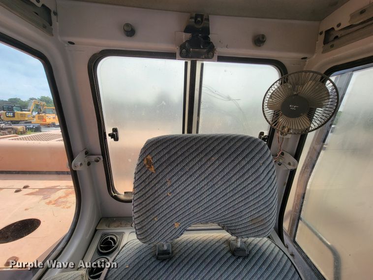 image for item KD9394 1997 Case 9020B  excavator