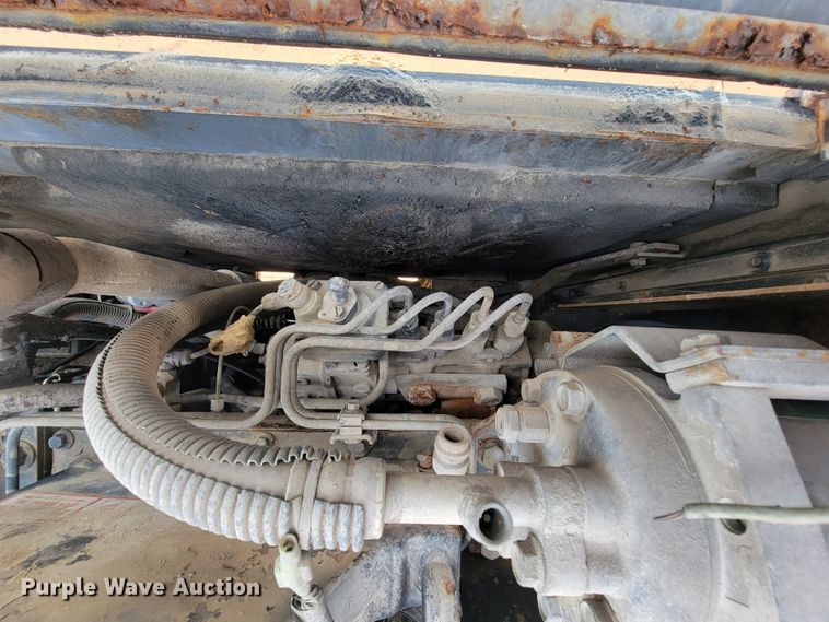 image for item KD9394 1997 Case 9020B  excavator