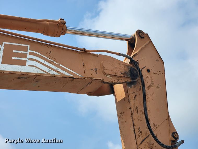 image for item KD9394 1997 Case 9020B  excavator