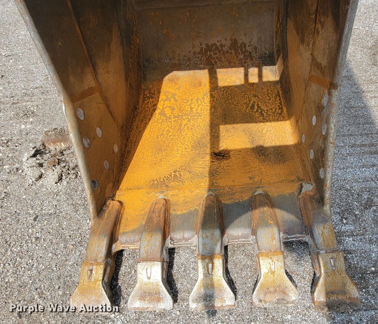 image for item KD9394 1997 Case 9020B  excavator