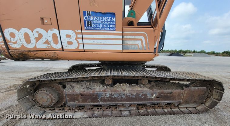 image for item KD9394 1997 Case 9020B  excavator