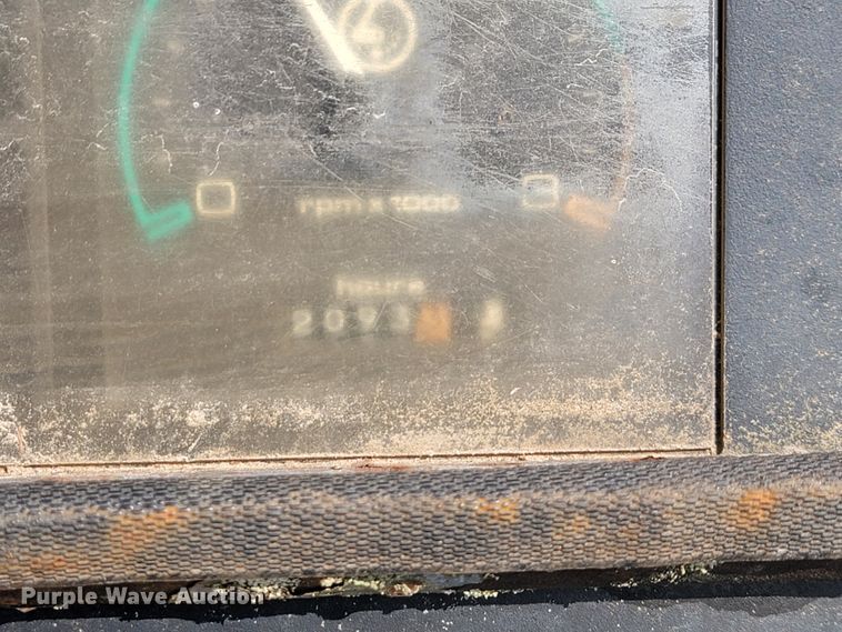 image for item KD9395 1997 Case 570XLT  landscape tractor