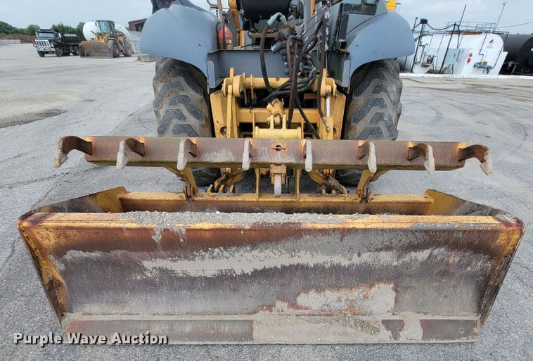 image for item KD9395 1997 Case 570XLT  landscape tractor