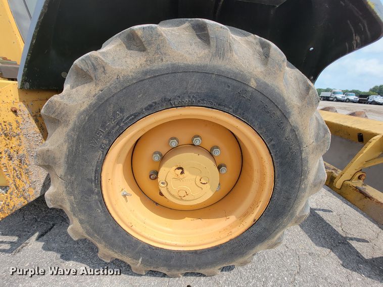 image for item KD9395 1997 Case 570XLT  landscape tractor