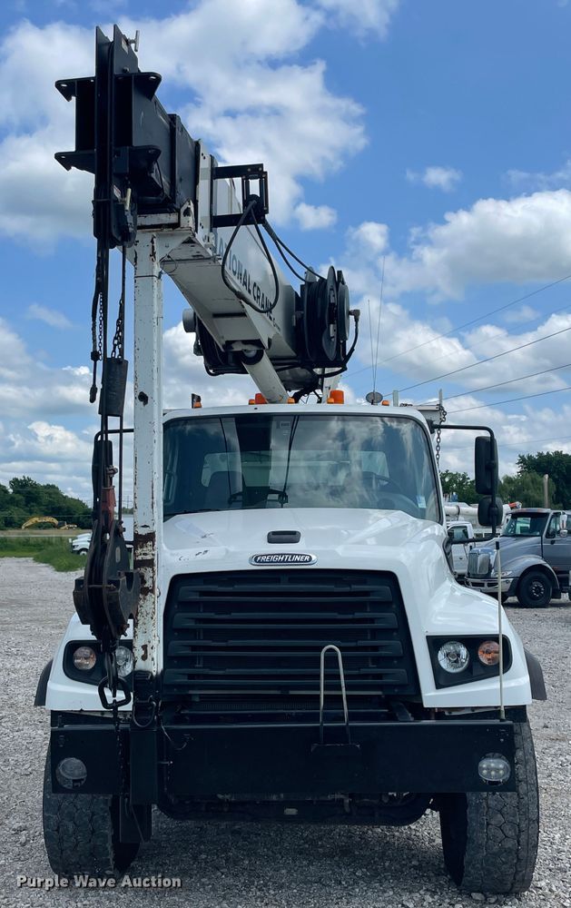 image for item KK9634 2012 Freightliner 114SD  crane truck